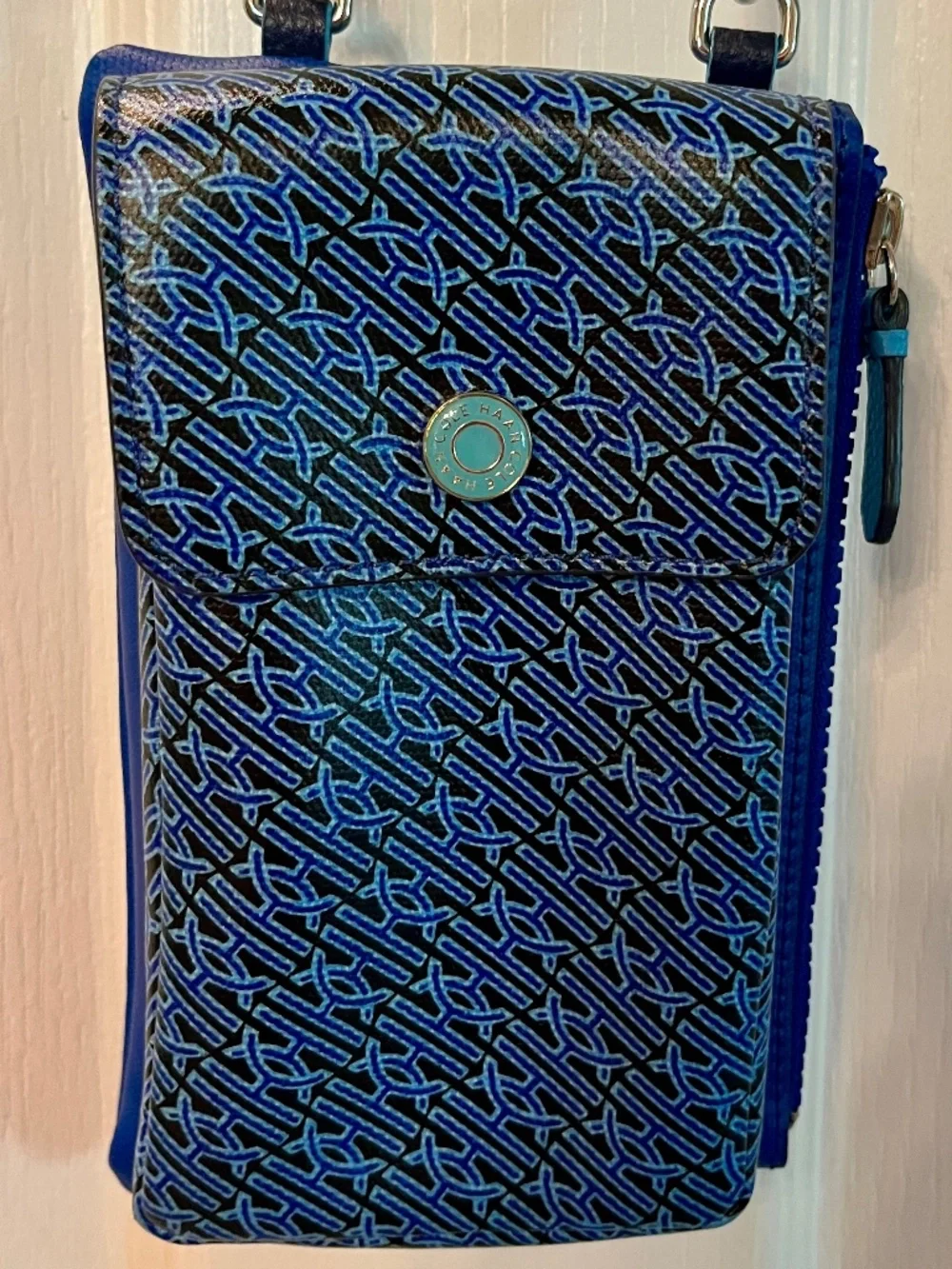 Cole Hahn Crossbody Wallet/Glasses Holder - Picture 8 of 8